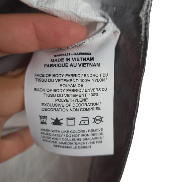 Nike Men's Tech Pack Woven Hooded Jacket Sz Medium Reflective Silver & Black NWT - Picture 6 of 13